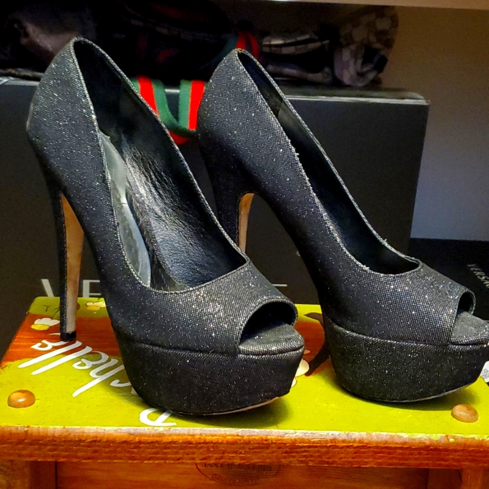 Aldo shimmering black heels